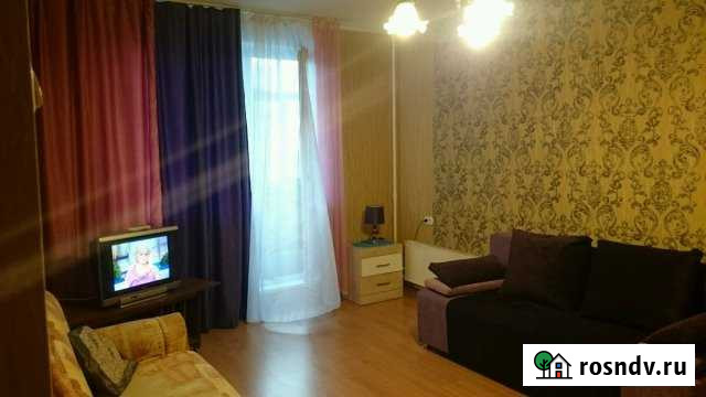 1-комнатная квартира, 39 м², 15/16 эт. в аренду посуточно в Нижневартовске Нижневартовск - изображение 1