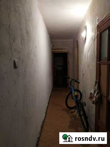 3-комнатная квартира, 57 м², 1/5 эт. на продажу в Междуреченске Кемеровской области Междуреченск - изображение 1