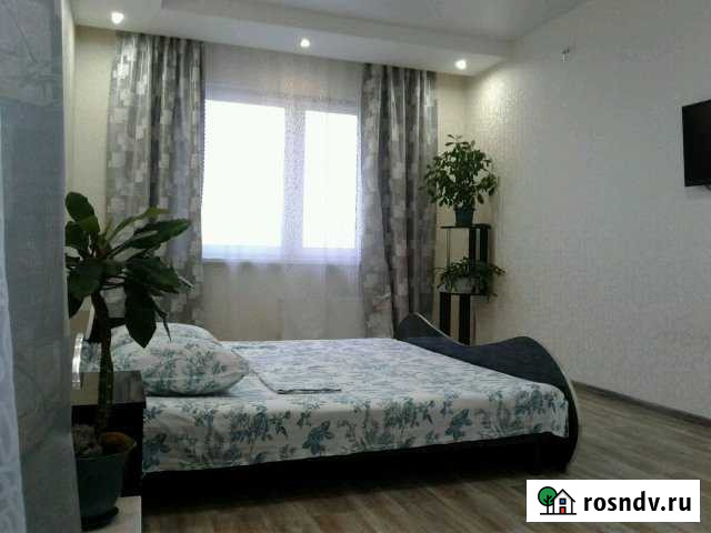 2-комнатная квартира, 82 м², 13/17 эт. в аренду посуточно в Сургуте Ханты-Мансийского АО Сургут - изображение 1