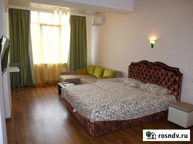 Квартира-студия, 44 м², 2/12 эт. в аренду посуточно в Севастополе Севастополь - изображение 1