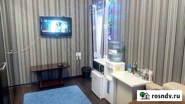 1-комнатная квартира, 36 м², 1/2 эт. в аренду посуточно в Новошахтинске Новошахтинск - изображение 1