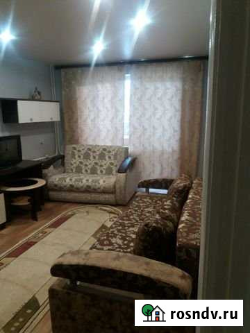 1-комнатная квартира, 42 м², 2/3 эт. в аренду посуточно в Карпинске Карпинск - изображение 1