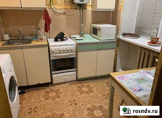 1-комнатная квартира, 32 м², 1/5 эт. в аренду на длительный срок в Севастополе Севастополь - изображение 1