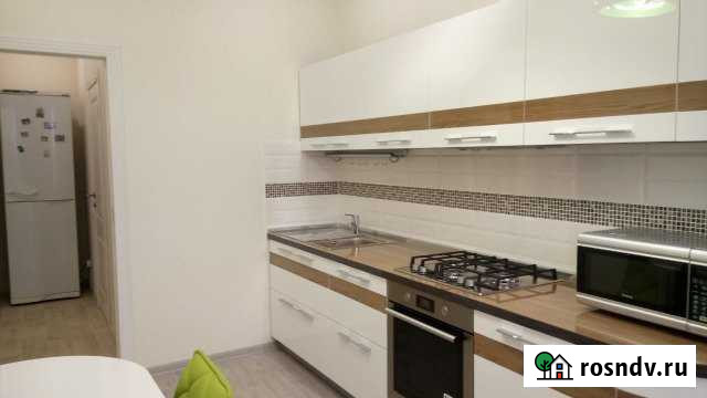 3-комнатная квартира, 75 м², 5/6 эт. в аренду на длительный срок в Астрахани Астрахань - изображение 1