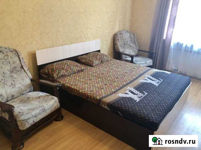 1-комнатная квартира, 40 м², 1/5 эт. в аренду посуточно в Армавире Армавир - изображение 1