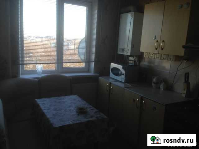 3-комнатная квартира, 70 м², 5/9 эт. в аренду на длительный срок в Новомосковске Новомосковск - изображение 1