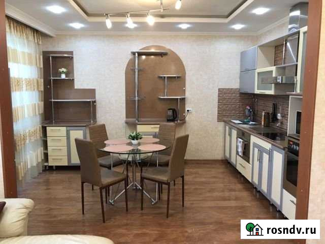 2-комнатная квартира, 75 м², 2/5 эт. в аренду посуточно в Благовещенске Амурской области Благовещенск - изображение 1