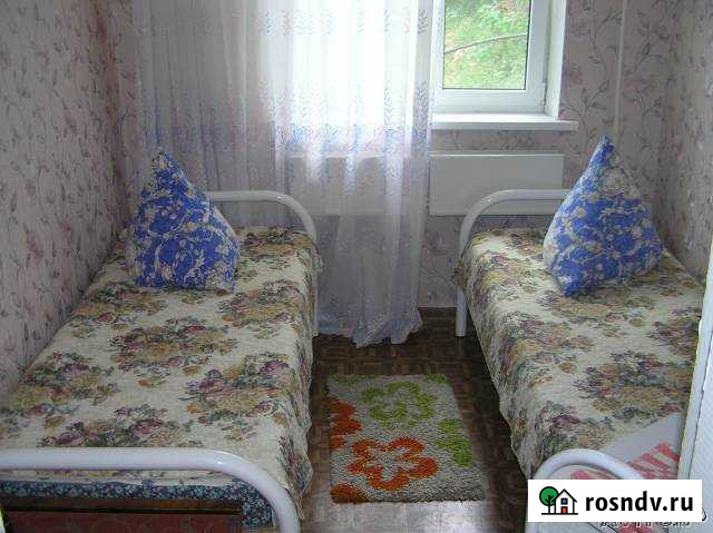 Комната 8 м² в 2-ком. кв., 1/1 эт. в аренду на длительный срок в Геленджике Геленджик - изображение 1