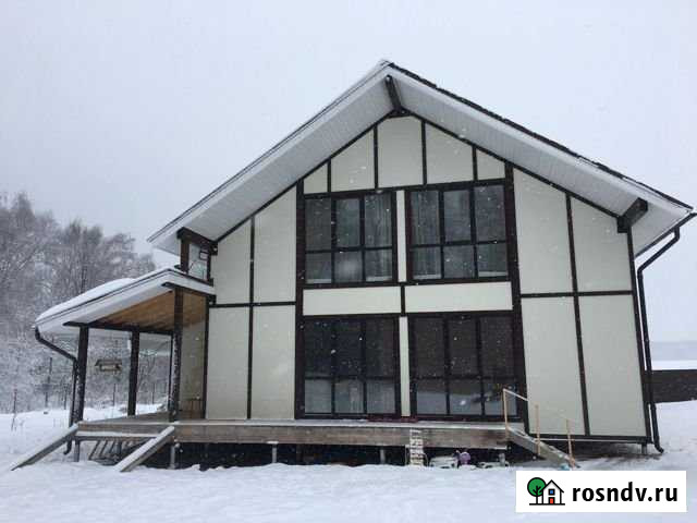 Дом 250 м² на участке 15 сот. в аренду на длительный срок в Бронницах Бронницы - изображение 1