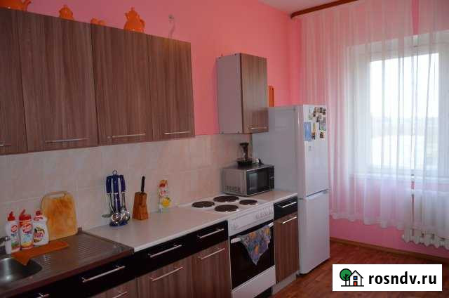 3-комнатная квартира, 72 м², 3/9 эт. в аренду посуточно в Нижневартовске Нижневартовск - изображение 1