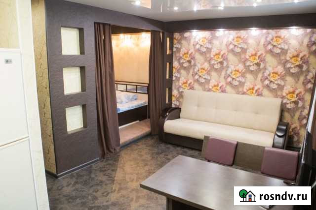 1-комнатная квартира, 30 м², 3/5 эт. в аренду посуточно в Комсомольске-на-Амуре Комсомольск-на-Амуре - изображение 1