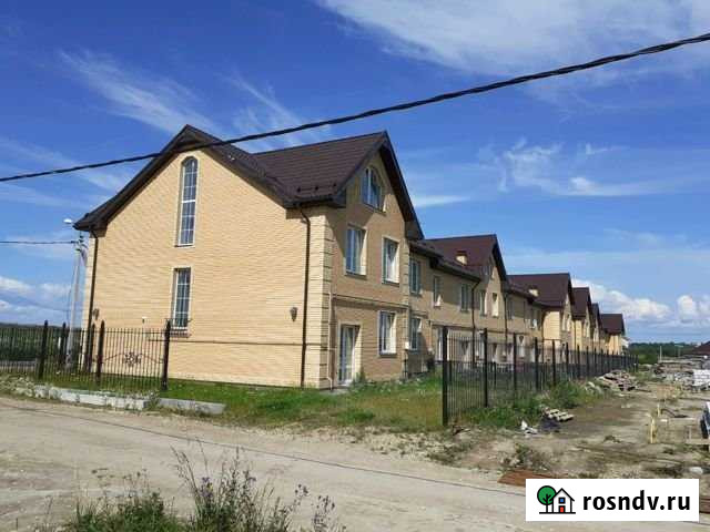 Таунхаус 150 м² на участке 2.3 сот. на продажу в Петергофе Петергоф - изображение 1