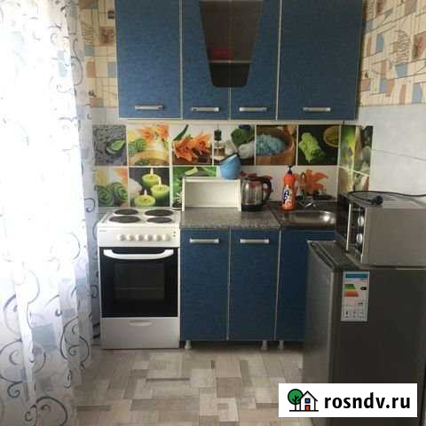 2-комнатная квартира, 43 м², 2/5 эт. в аренду посуточно в Барабинске Барабинск - изображение 1