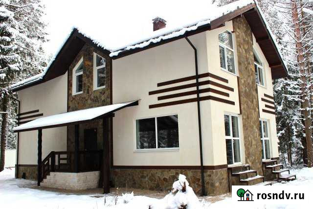 Коттедж 220 м² на участке 30 сот. в аренду посуточно в Санкт-Петербурге Санкт-Петербург - изображение 1