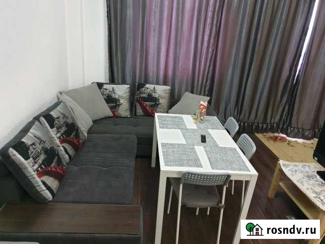 1-комнатная квартира, 52 м², 8/17 эт. в аренду посуточно в Нижневартовске Нижневартовск - изображение 1