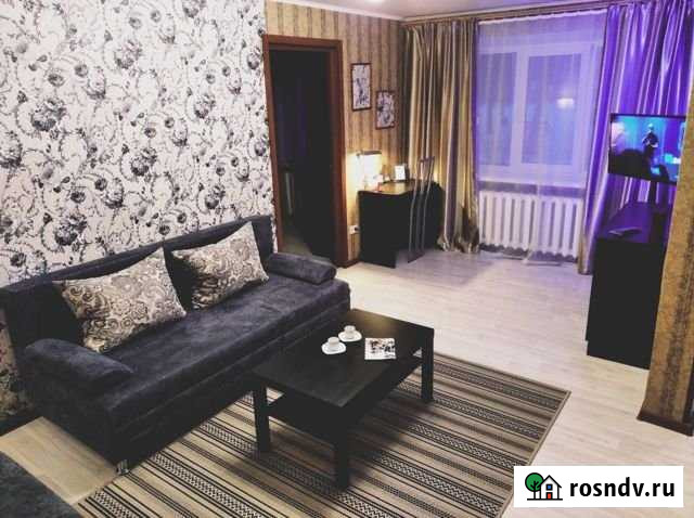 2-комнатная квартира, 55 м², 1/4 эт. в аренду посуточно в Магнитогорске Магнитогорск - изображение 1