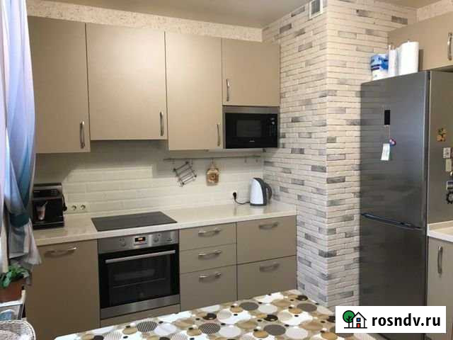 3-комнатная квартира, 70 м², 13/18 эт. на продажу в Сосновом Бору Сосновый Бор - изображение 1