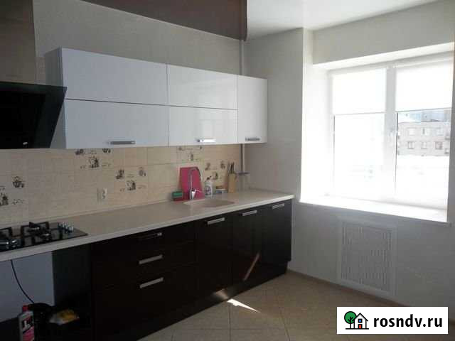 1-комнатная квартира, 51 м², 5/9 эт. в аренду посуточно в Кирове Киров - изображение 1