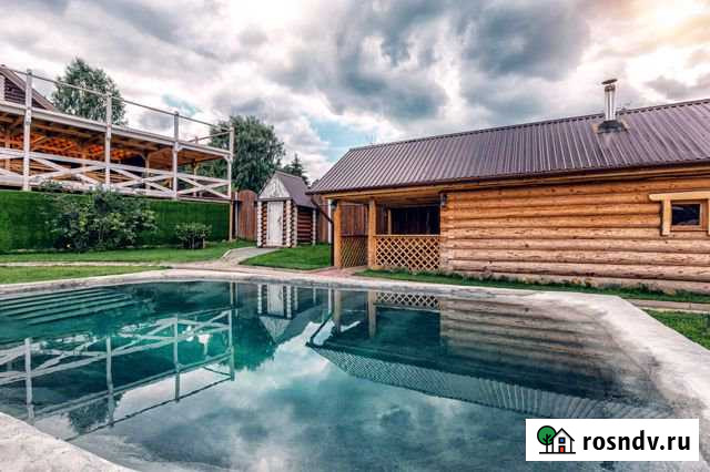 Коттедж 200 м² на участке 10 сот. в аренду посуточно в Екатеринбурге Екатеринбург - изображение 1