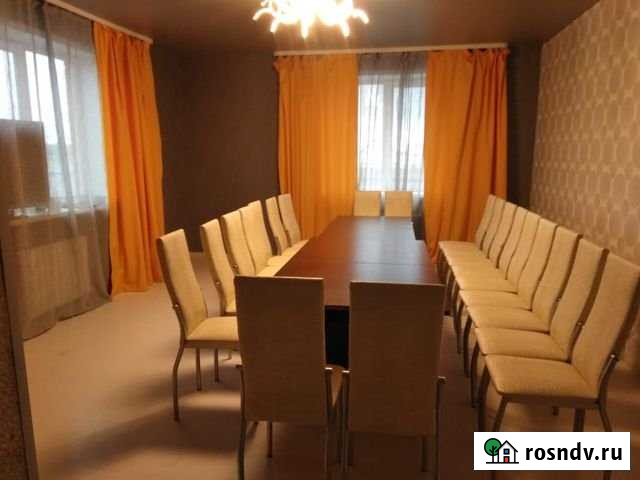 Коттедж 270 м² на участке 13 сот. в аренду посуточно в Екатеринбурге Екатеринбург - изображение 1