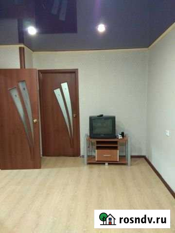 2-комнатная квартира, 46 м², 3/6 эт. в аренду на длительный срок в Североморске Североморск - изображение 1