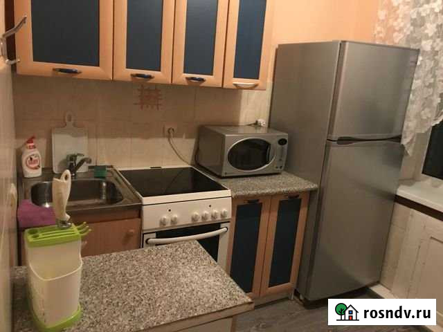 2-комнатная квартира, 45 м², 5/5 эт. в аренду посуточно в Артеме Артем - изображение 1