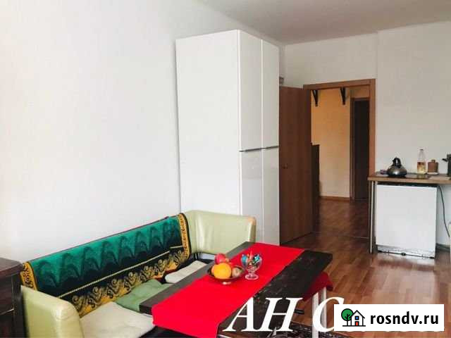 2-комнатная квартира, 64 м², 4/8 эт. на продажу в Среднеуральске Среднеуральск - изображение 1