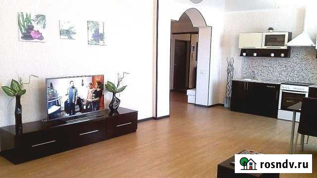 3-комнатная квартира, 110 м², 17/17 эт. в аренду посуточно в Белгороде Белгород - изображение 1