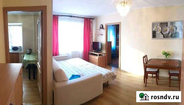 2-комнатная квартира, 42 м², 2/5 эт. в аренду посуточно в Хабаровске Хабаровск - изображение 1