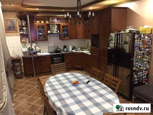 Коттедж 565 м² на участке 20 сот. в аренду на длительный срок в Новосибирске Новосибирск - изображение 1