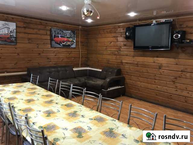 Коттедж 190 м² на участке 10 сот. в аренду посуточно в Казани Казань - изображение 1