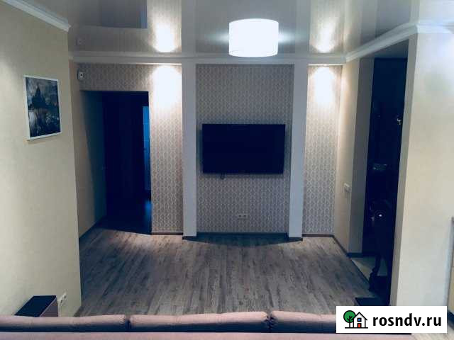 3-комнатная квартира, 80 м², 2/16 эт. в аренду посуточно в Аксае Ростовской области Аксай - изображение 1