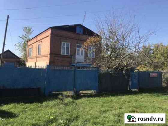 Дом 139 м² на участке 5.5 сот. на продажу в Новокубанске Новокубанск