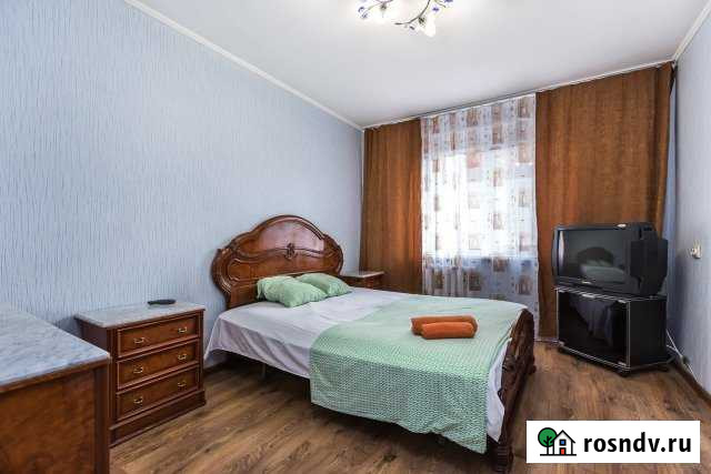 2-комнатная квартира, 54 м², 3/9 эт. в аренду посуточно в Тюмени Тюмень - изображение 1