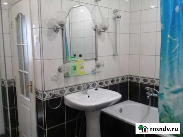 3-комнатная квартира, 75 м², 6/9 эт. в аренду посуточно в Астрахани Астрахань - изображение 1