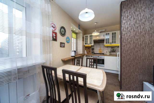 2-комнатная квартира, 56 м², 4/5 эт. в аренду посуточно в Красноярске Красноярск - изображение 1