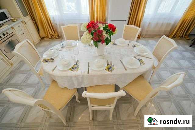 Коттедж 250 м² на участке 7 сот. в аренду посуточно в Кубинке Кубинка - изображение 1