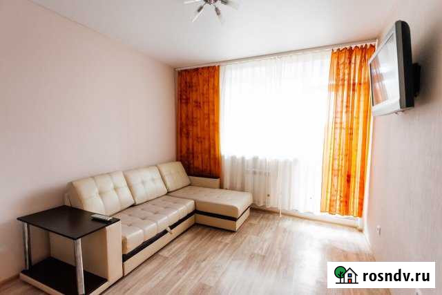 2-комнатная квартира, 44 м², 1/10 эт. в аренду посуточно в Тюмени Тюмень - изображение 1