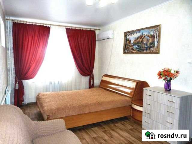 1-комнатная квартира, 44 м², 4/12 эт. в аренду посуточно в Астрахани Астрахань - изображение 1
