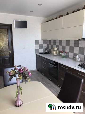 3-комнатная квартира, 69.8 м², 3/3 эт. на продажу в Соль-Илецке Соль-Илецк - изображение 1