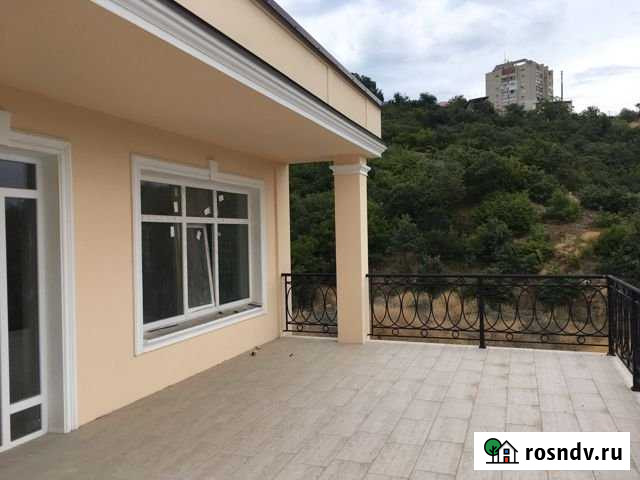 Дом 200 м² на участке 5 сот. на продажу в Алуште Алушта - изображение 1