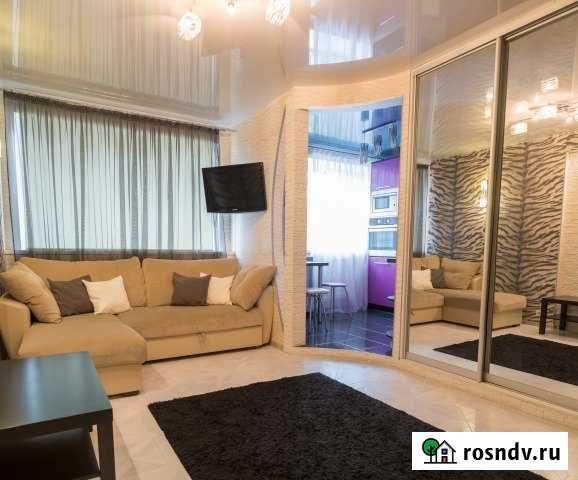 1-комнатная квартира, 35 м², 2/5 эт. в аренду посуточно в Кургане Курган - изображение 1