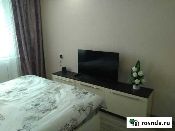 Квартира-студия, 30 м², 15/17 эт. в аренду посуточно в Кирове Киров - изображение 1