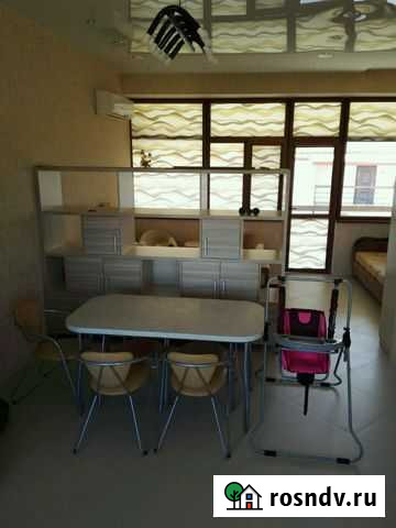 2-комнатная квартира, 87 м², 4/4 эт. в аренду на длительный срок в Севастополе Севастополь - изображение 1