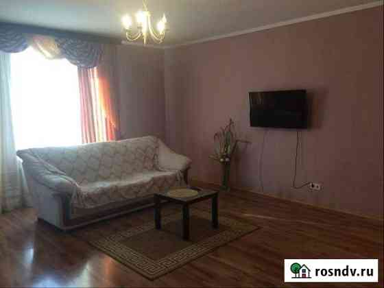 3-комнатная квартира, 90 м², 8/8 эт. в аренду посуточно в Кемерово Кемерово