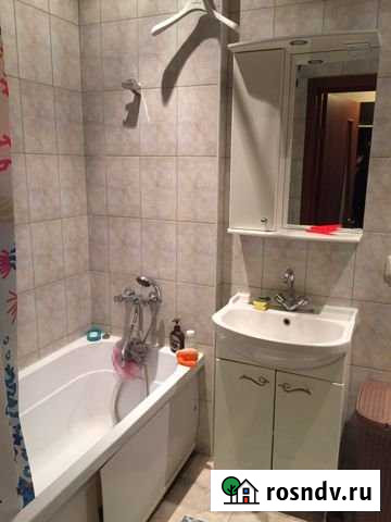 1-комнатная квартира, 42 м², 8/8 эт. в аренду на длительный срок в Свердловском Свердловский - изображение 1