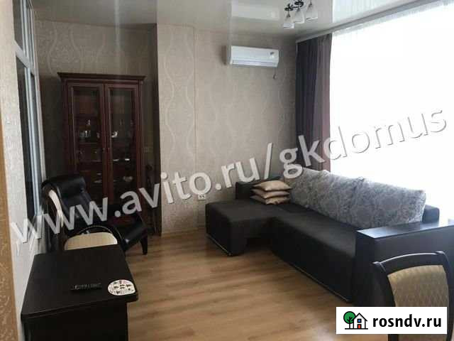 2-комнатная квартира, 45 м², 8/10 эт. в аренду на длительный срок в Севастополе Севастополь - изображение 1