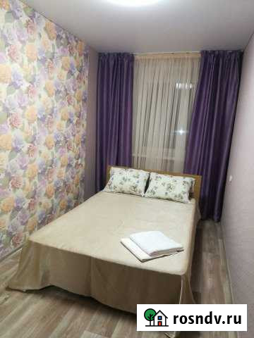 2-комнатная квартира, 50 м², 2/4 эт. в аренду посуточно в Альметьевске Альметьевск - изображение 1