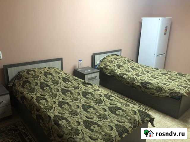 Комната 25 м² в 1-ком. кв., 3/9 эт. в аренду посуточно в Челябинске Челябинск - изображение 1