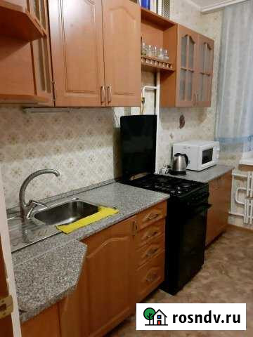 1-комнатная квартира, 40 м², 5/9 эт. в аренду посуточно в Волжском Волгоградской области Волжский - изображение 1